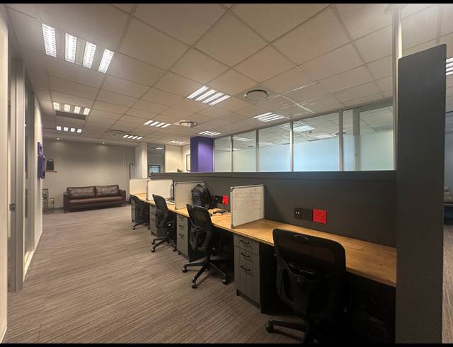 412M² OFFICE TO LET IN SANDTON CENTRAL
